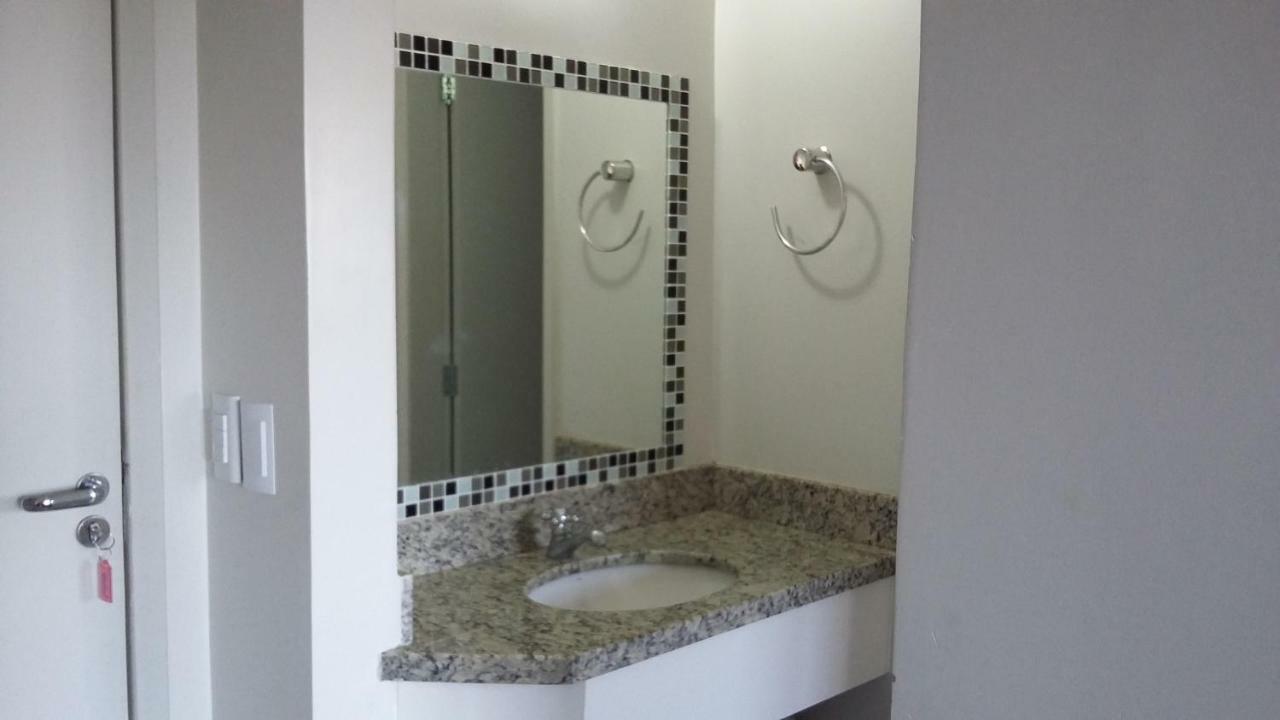 Apartamento No Lagoa Quente Flat Service Калдас-Новас Экстерьер фото